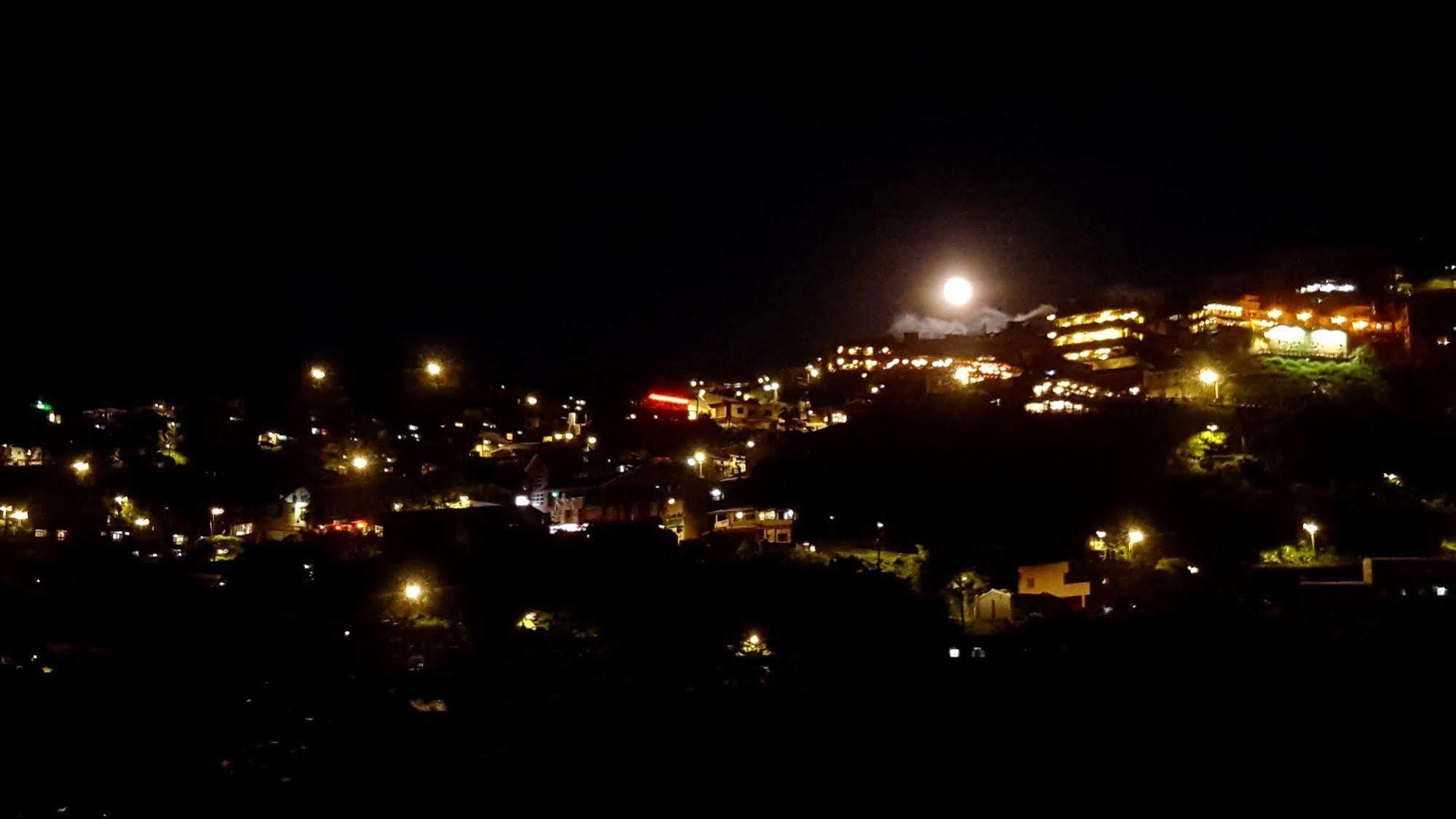 My Story Inn Jiufen Exteriör bild